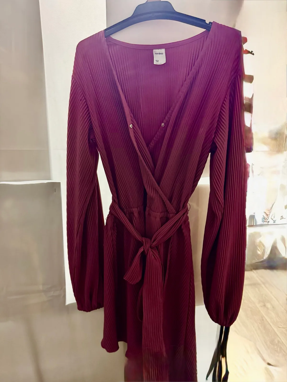 Dark Red tie waisted v neck dress – photo 5