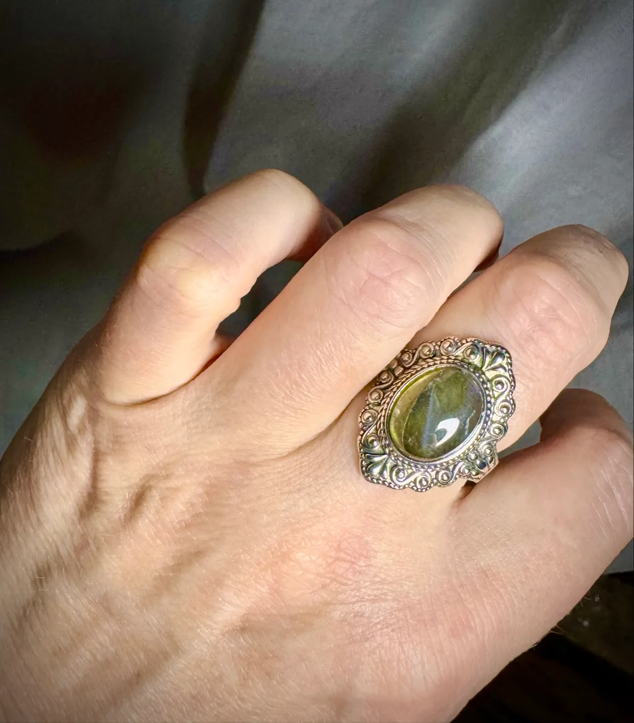 Labradorite Hand cast, cut stone Sterling silver ring — photo 3