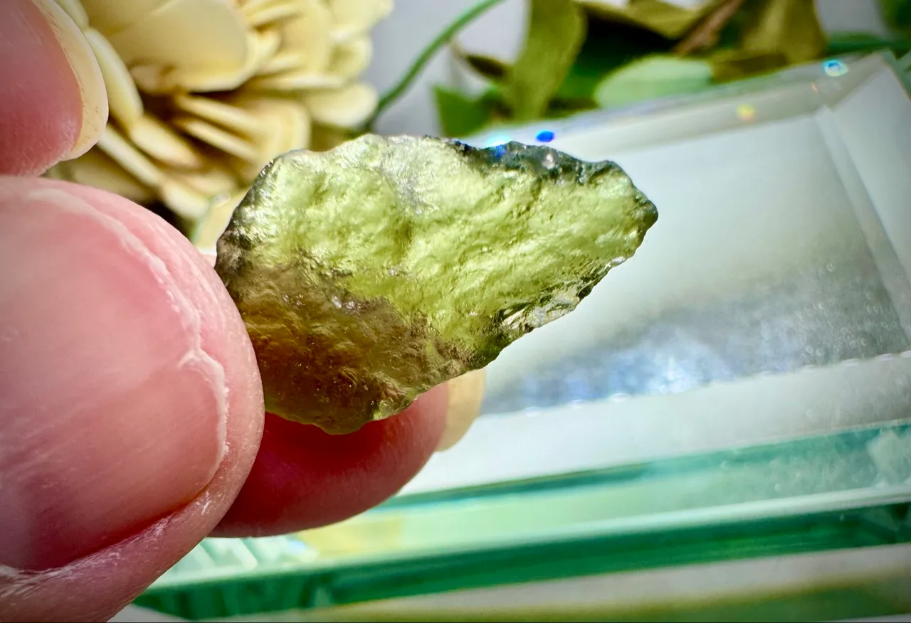 Moldavite from Cvech Rare tektites meteorite glass – photo 8