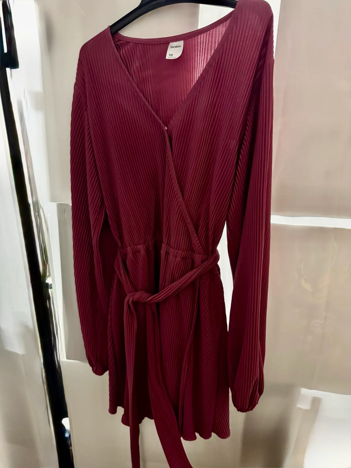 Dark Red tie waisted v neck dress – photo 8
