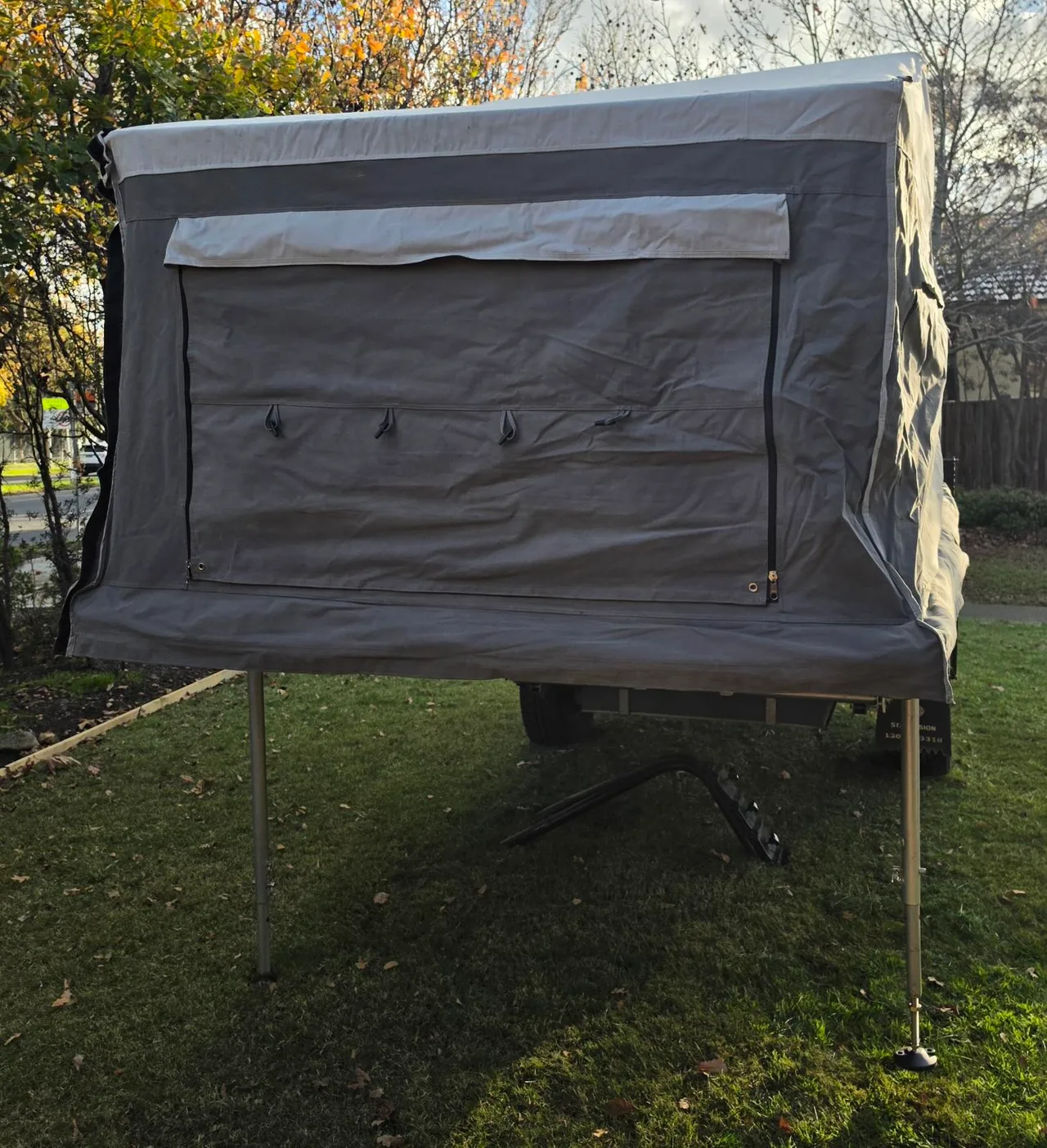 Camper trailer — photo 12