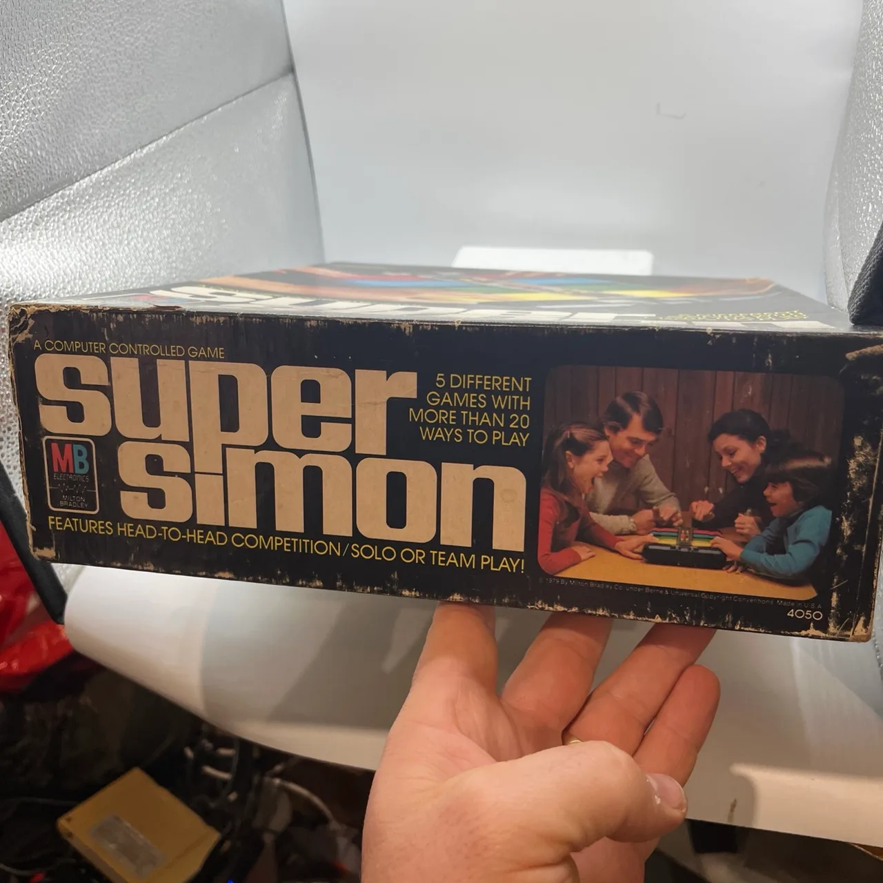 Super Simon Vintage 1979 Milton Bradley Electronic Memory Game w Original Box — photo 2