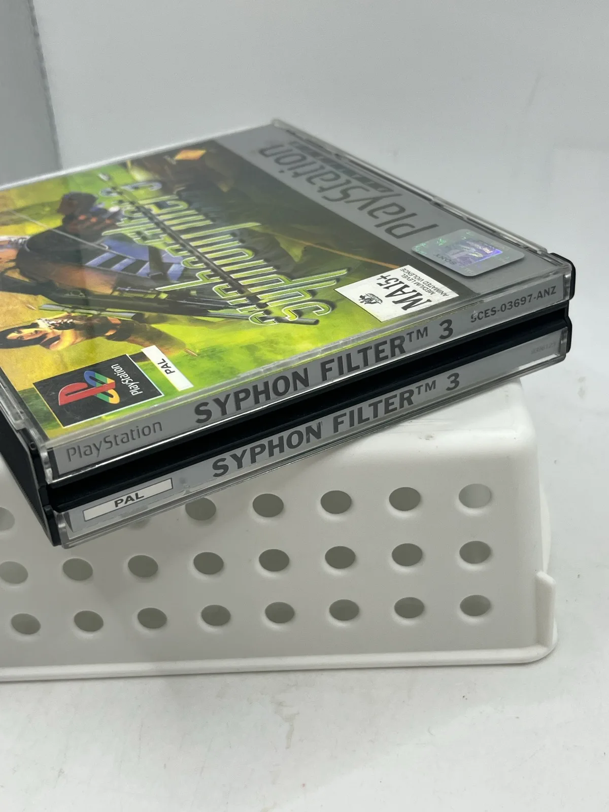 Syphon Filter 3 - Sony Playstation 1 / PS1 Game no Manual - PAL — photo 3
