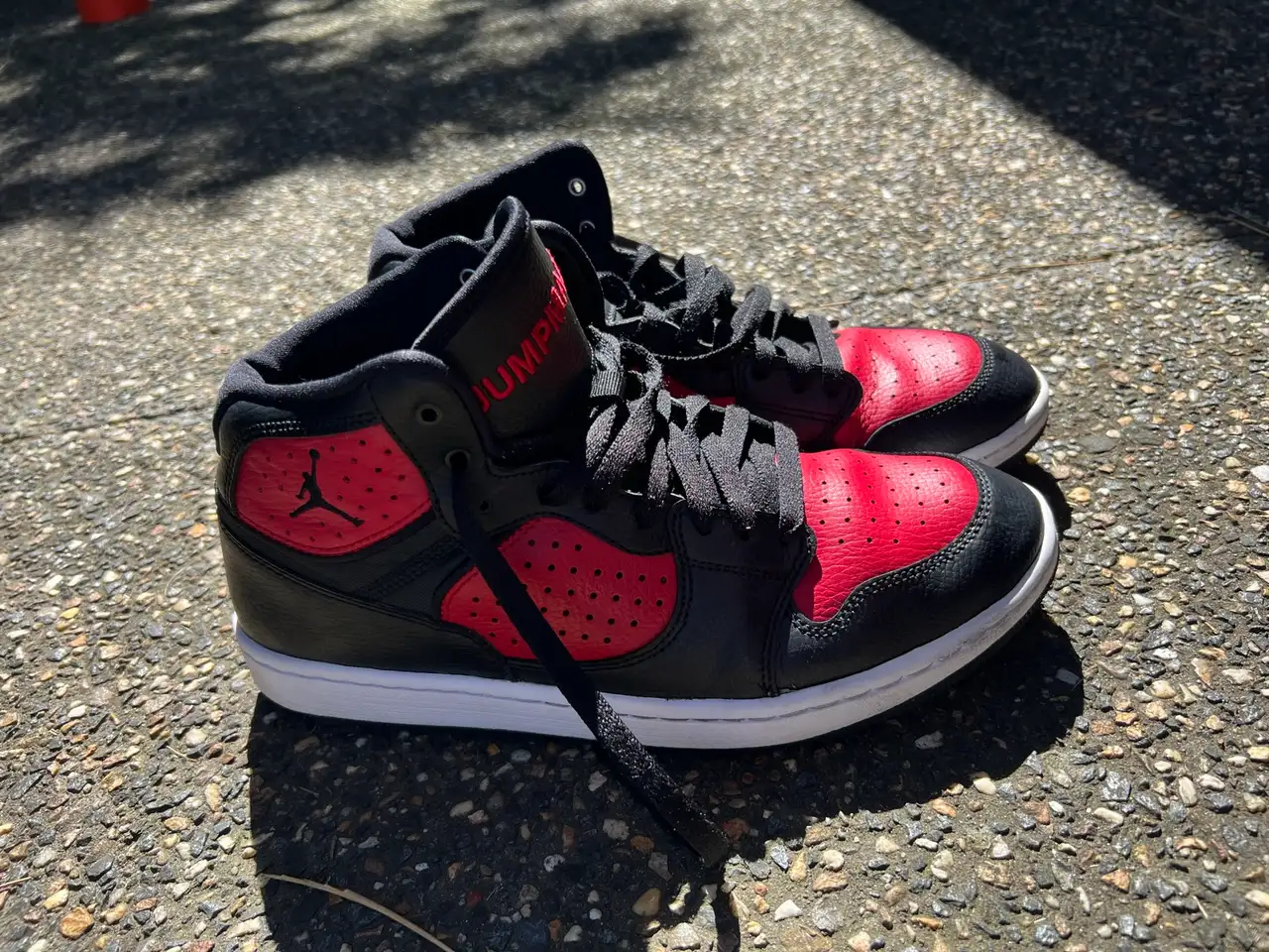 Men’s Air Jordans US10 – photo 2