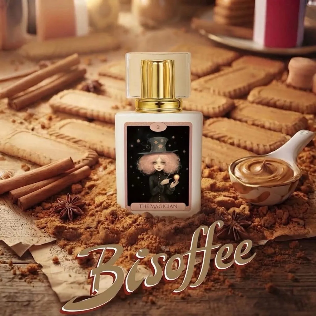Hand Crafted Perfume: Biscoffee - 30ml Tarot Card Bottle — photo 2