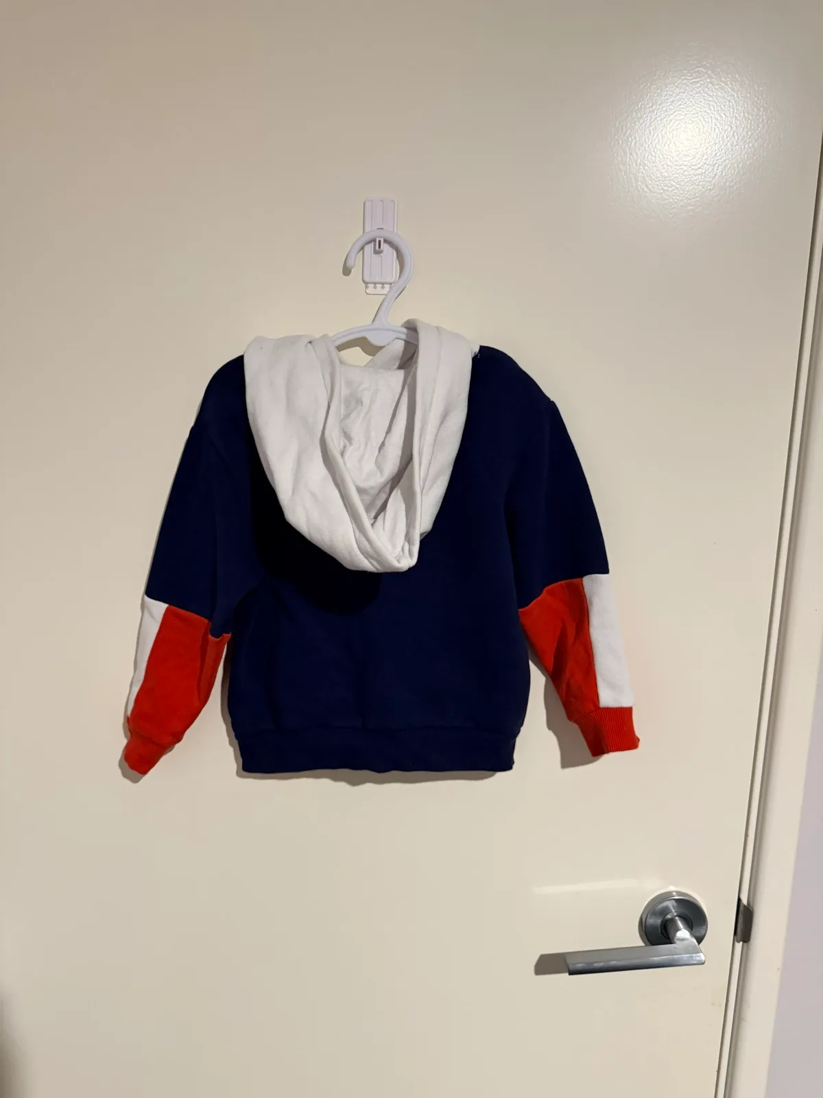 H&M hoodie jumper size 3 — photo 2