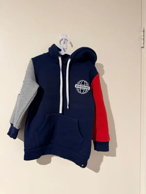 Goliath hoodie jumper size 4