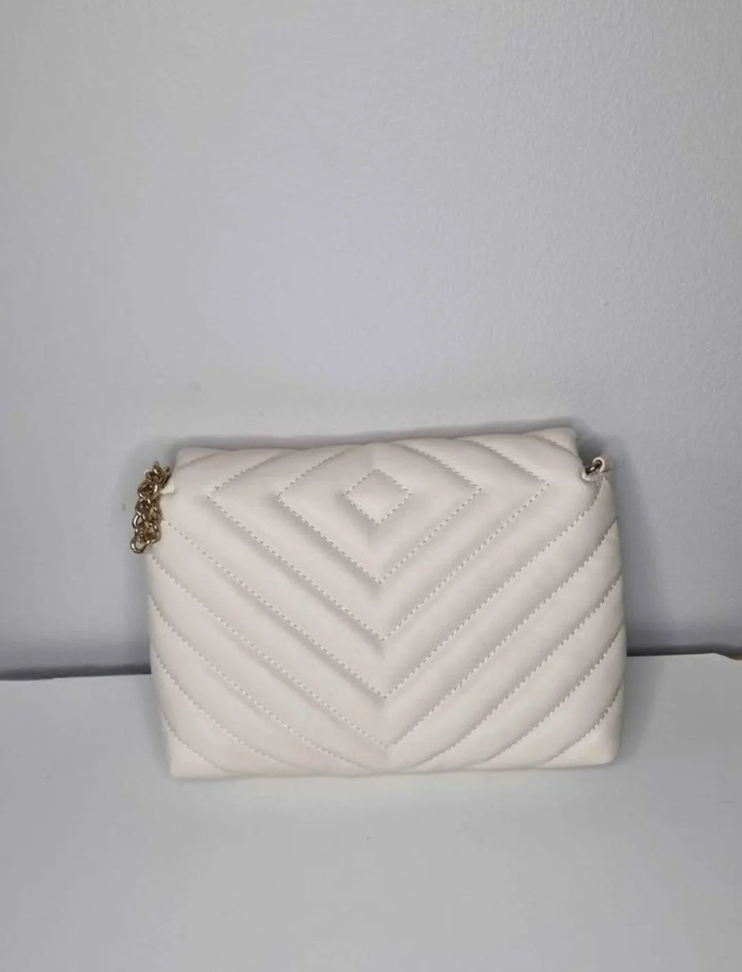 Quilted cream crossbody bag – photo 2