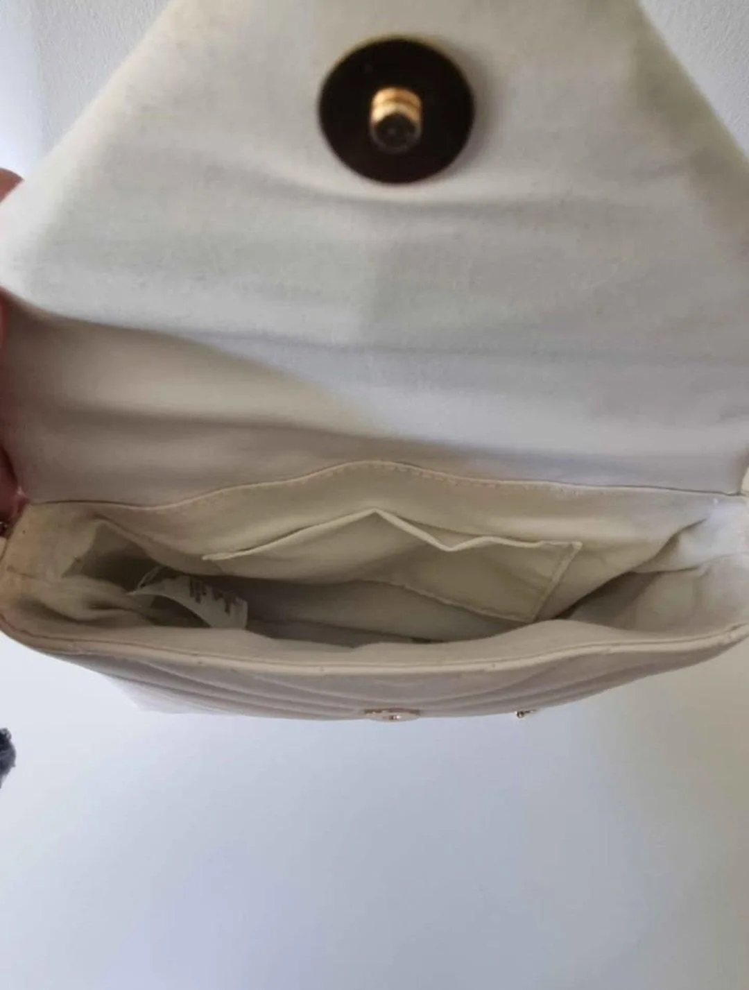 Quilted cream crossbody bag – photo 3