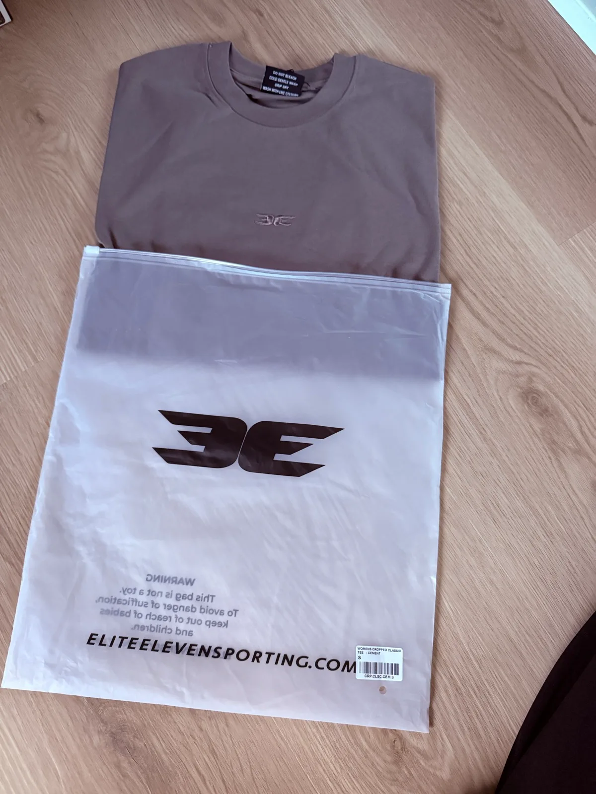 Elite Eleven Classic Crop Tee Size S — photo 4
