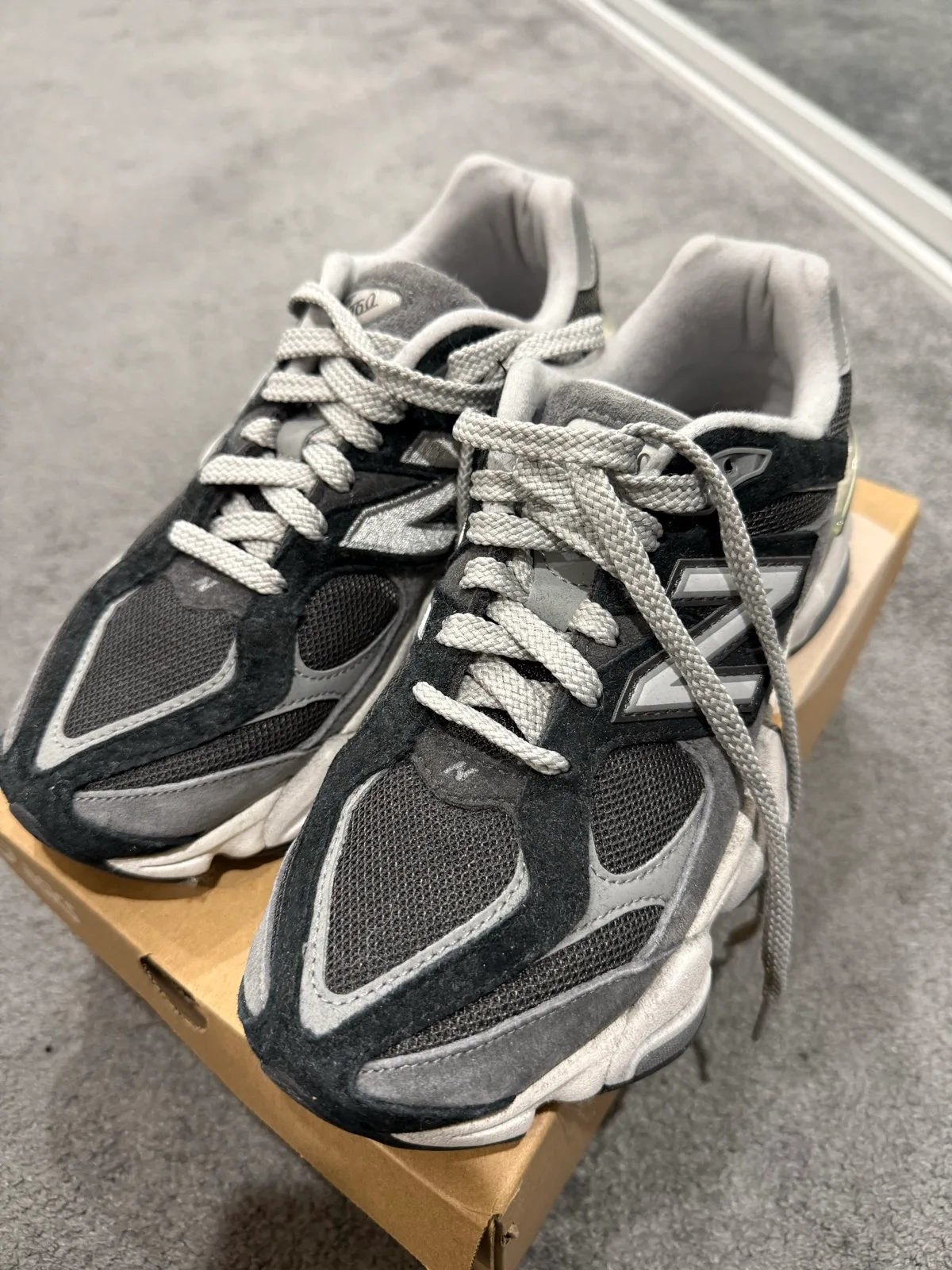 New Balance 9060 Black Grey Size 8 — photo 6