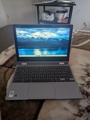 Lenovo Chromebook laptop — photo 8