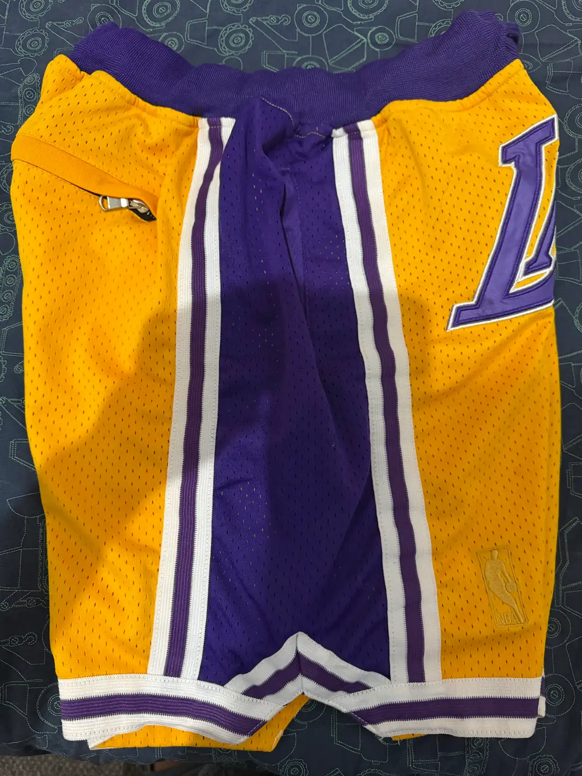 Lakers short size M – photo 2