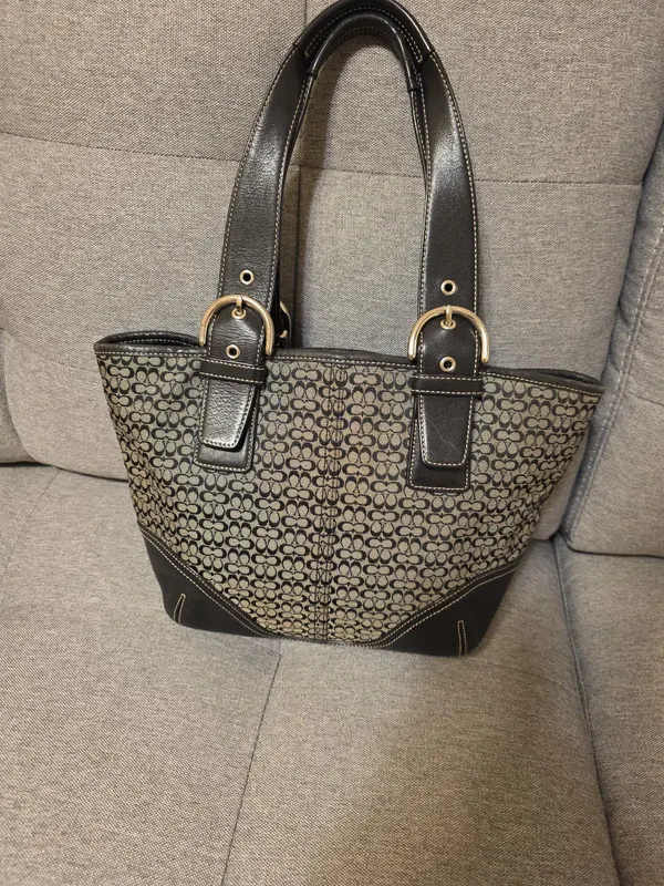 Y2K Vintage Coach Soho Signature Tote