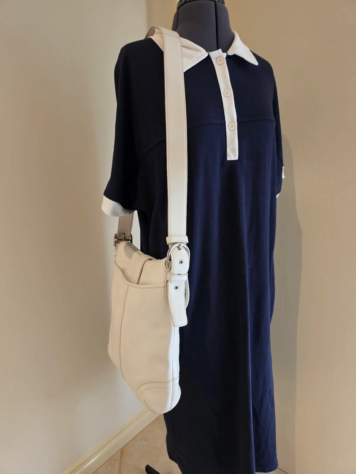 Vintage Y2K Coach Soho White Leather Flap Crossbody Bag – photo 3