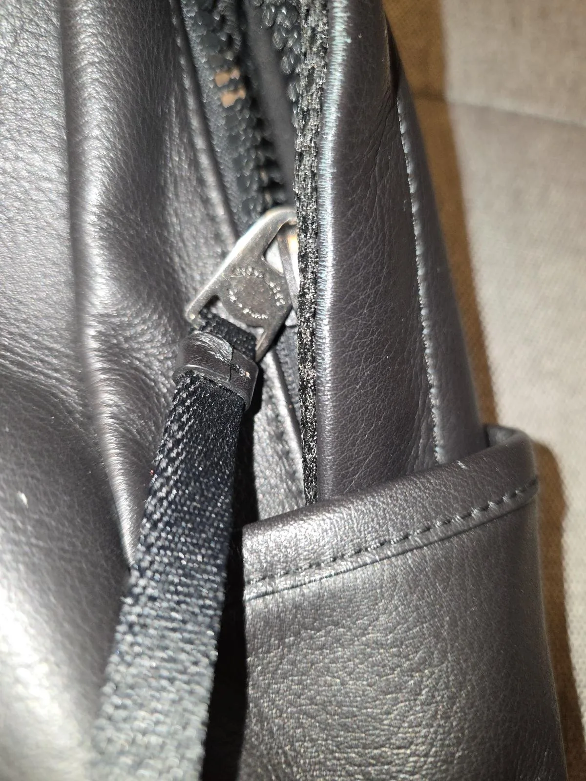 Coach Edge Pack Smooth Leather Sling Bag – photo 9