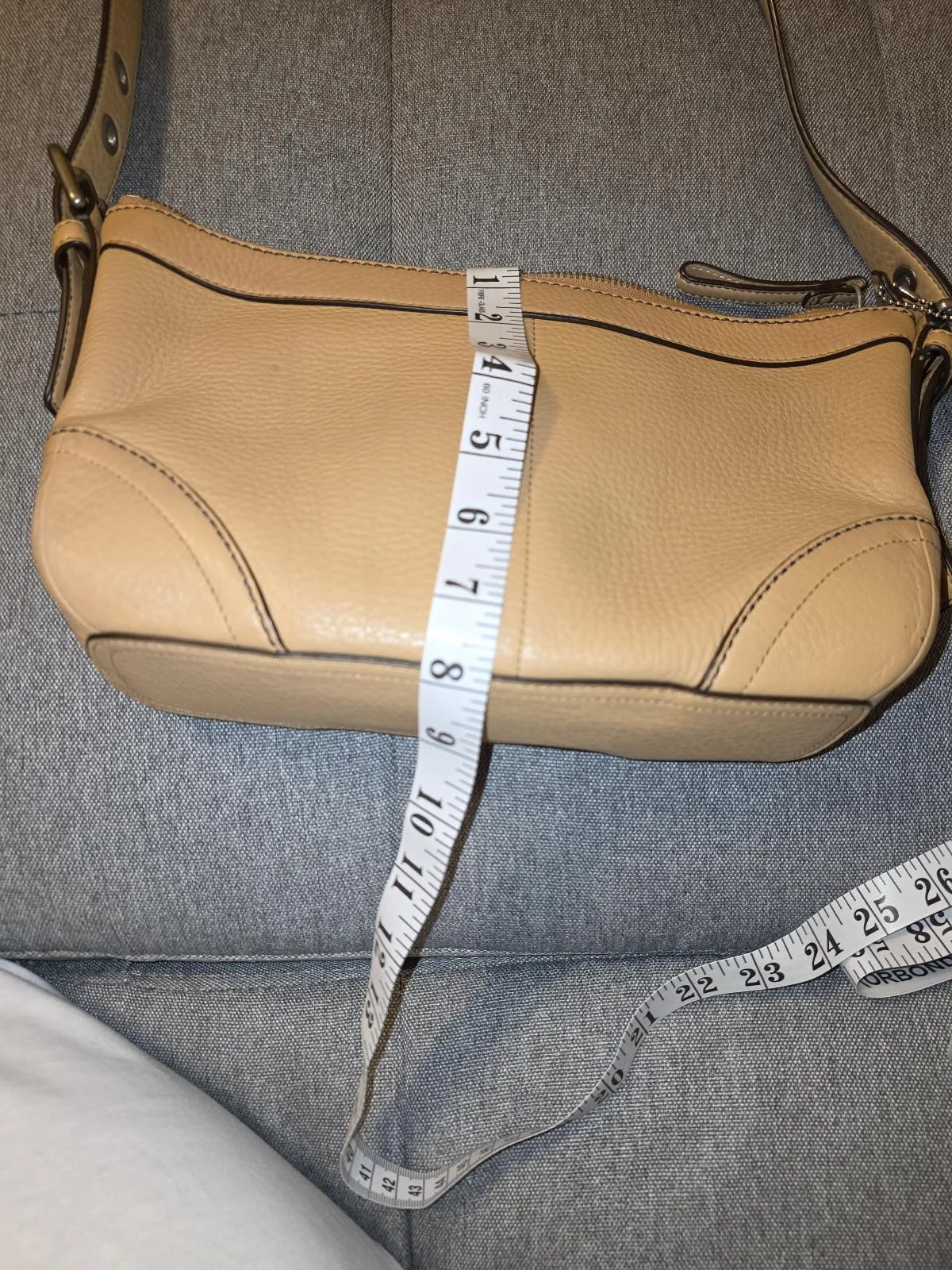 EXCELLENT CONDITION Vintage Coach Madison East/West Convertible Hobo Bag – photo 8