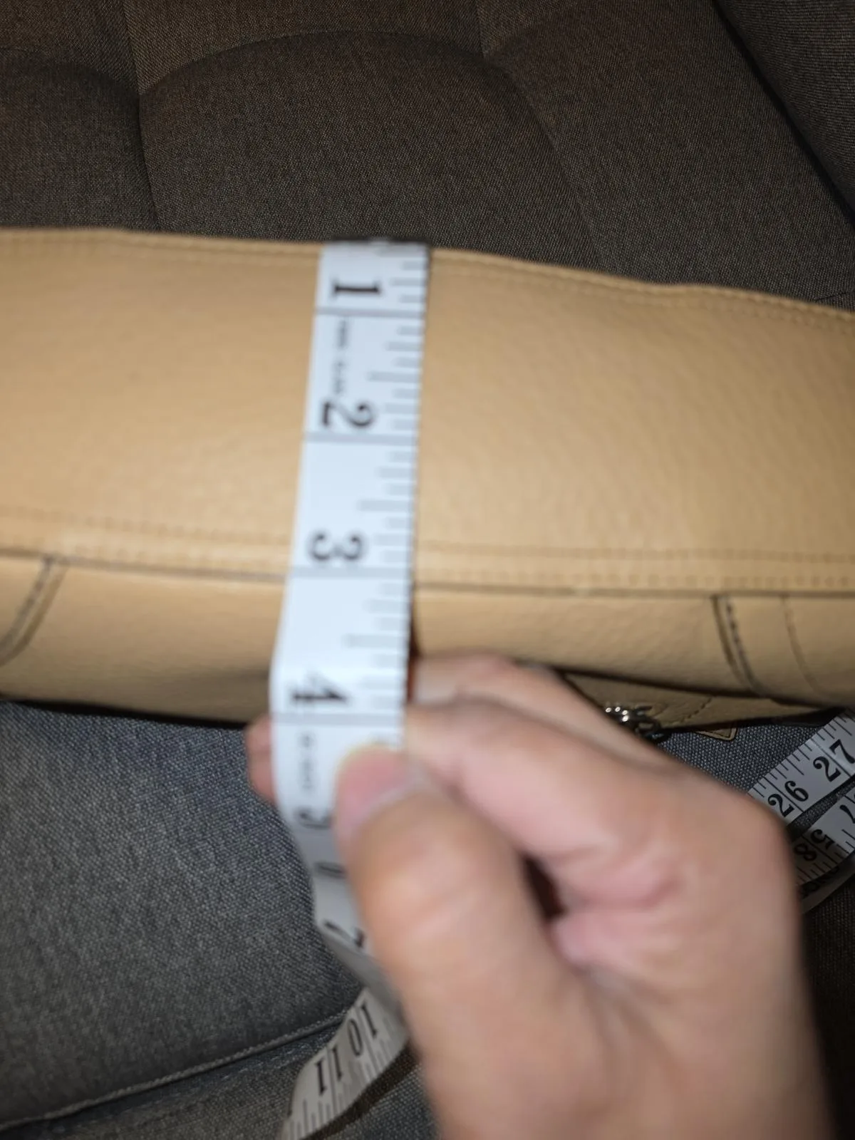 EXCELLENT CONDITION Vintage Coach Madison East/West Convertible Hobo Bag – photo 9