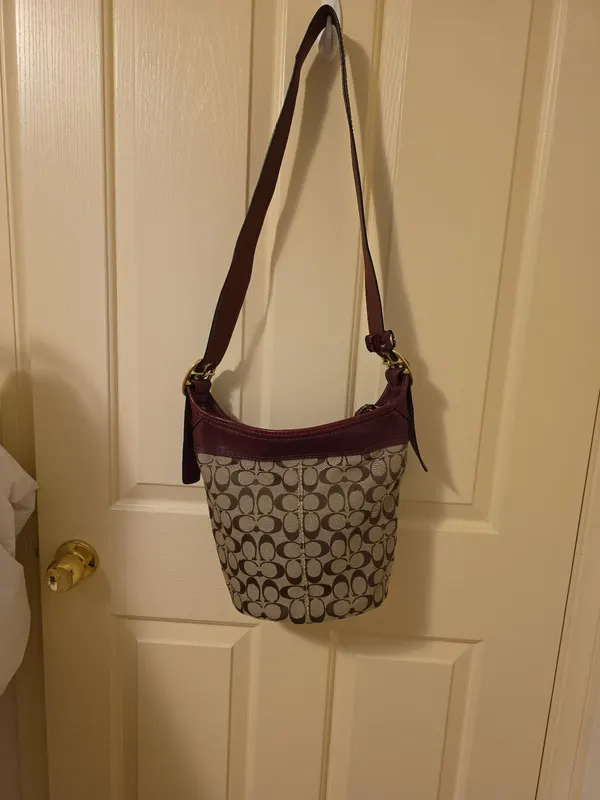Vintage 2007 Coach Bleecker Signature Bucket/Duffle Bag