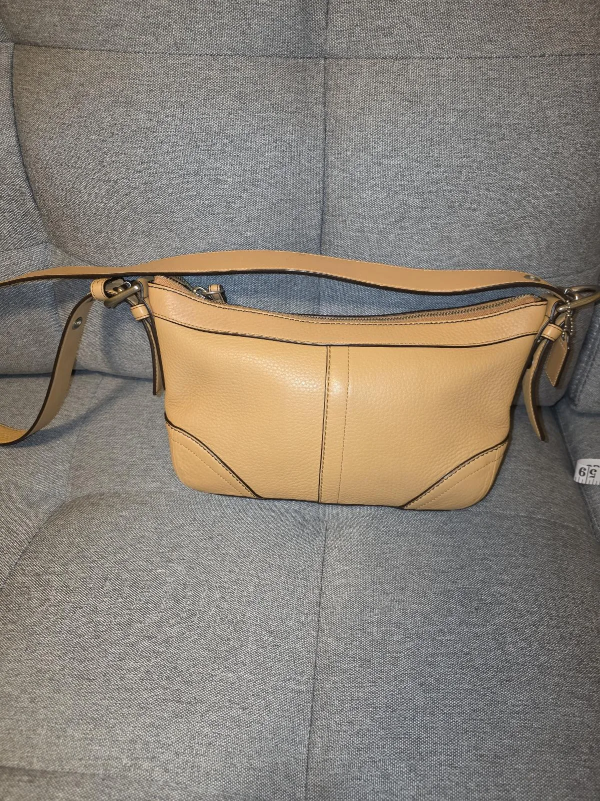 EXCELLENT CONDITION Vintage Coach Madison East/West Convertible Hobo Bag – photo 11