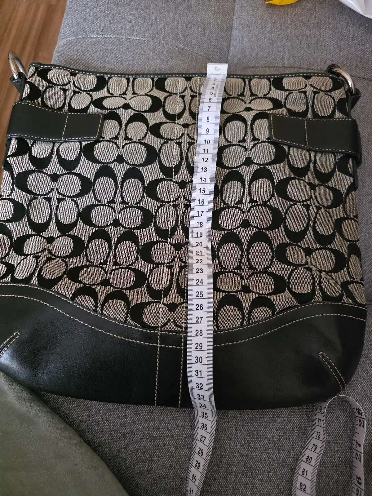 Vintage Coach Soho Signature Jacquard Duffle Bag – photo 11