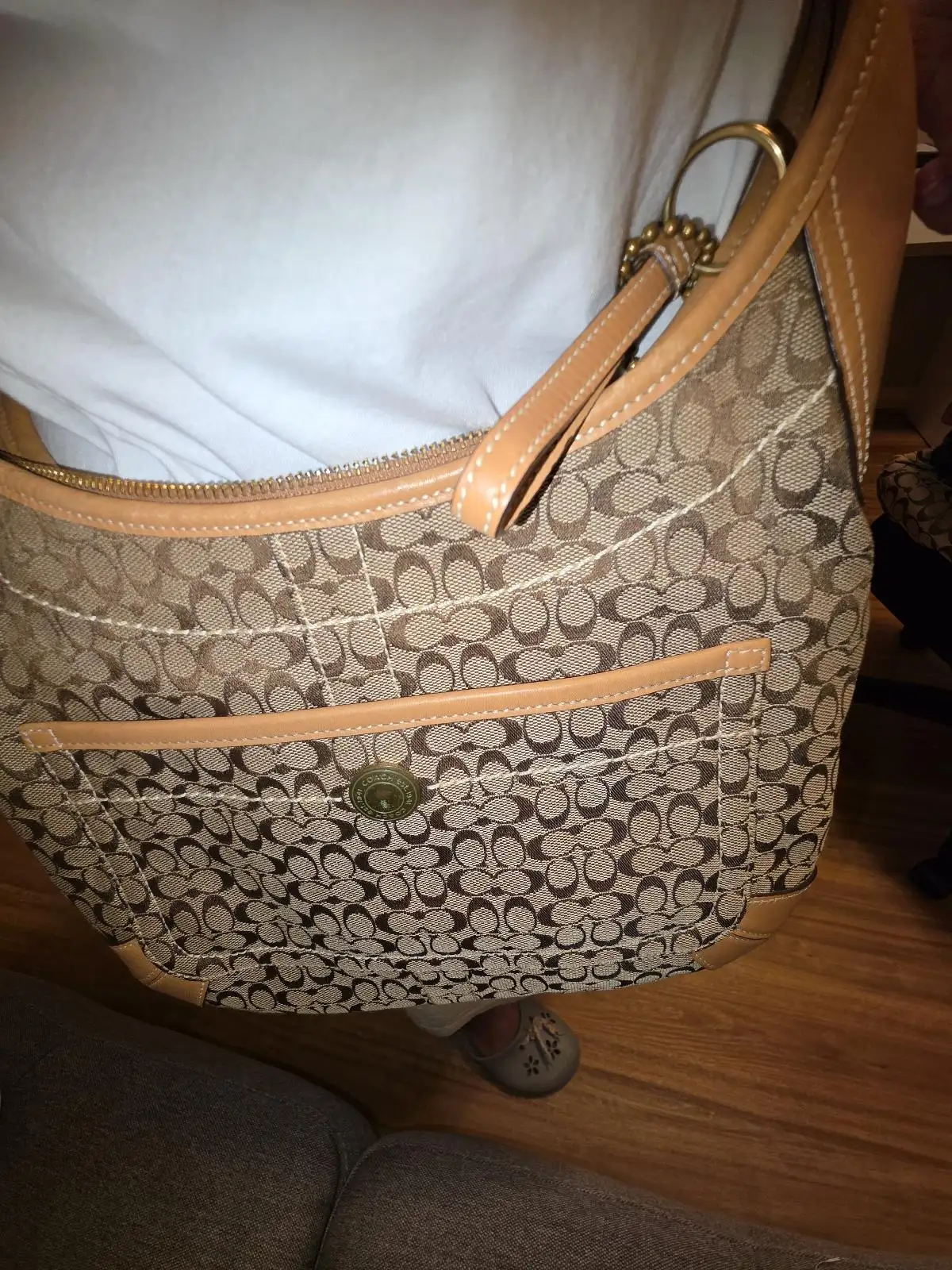 Vintage Coach Signature Canvas Hobo Shoulder Bag – photo 12