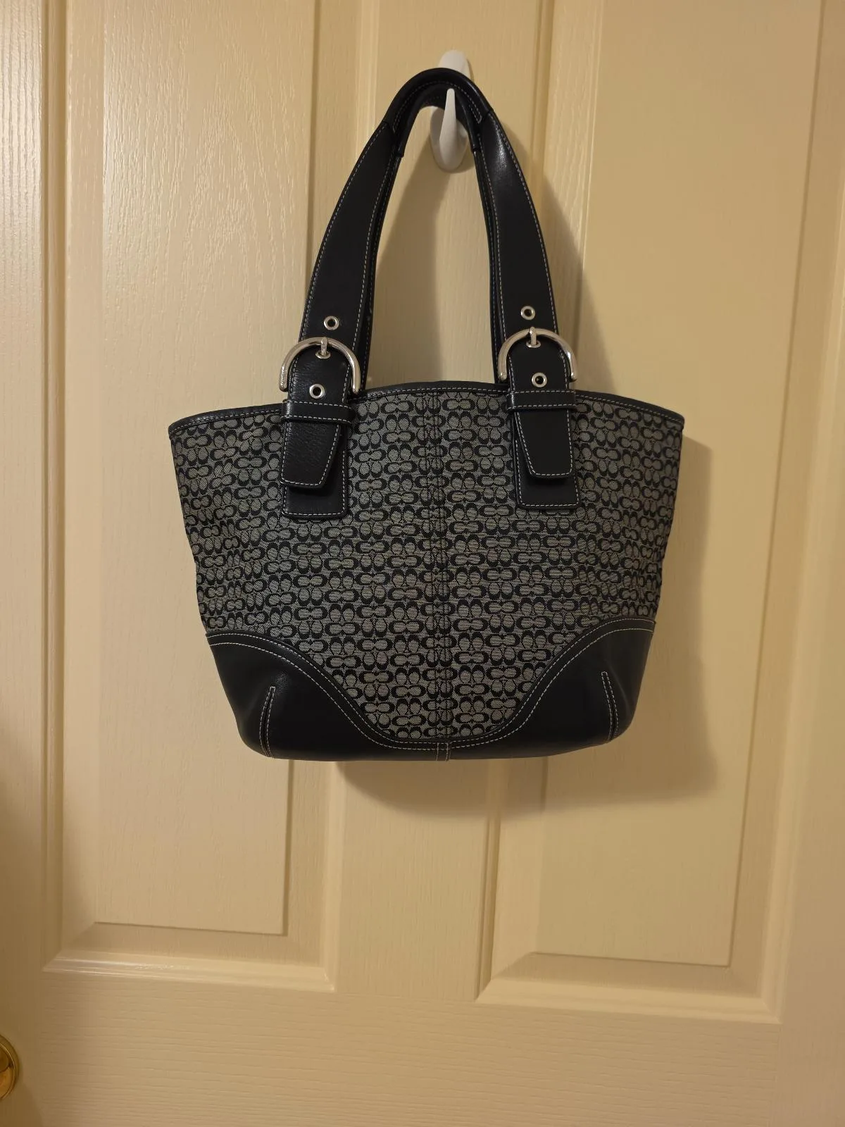 Y2K Vintage Coach Soho Signature Tote – photo 3
