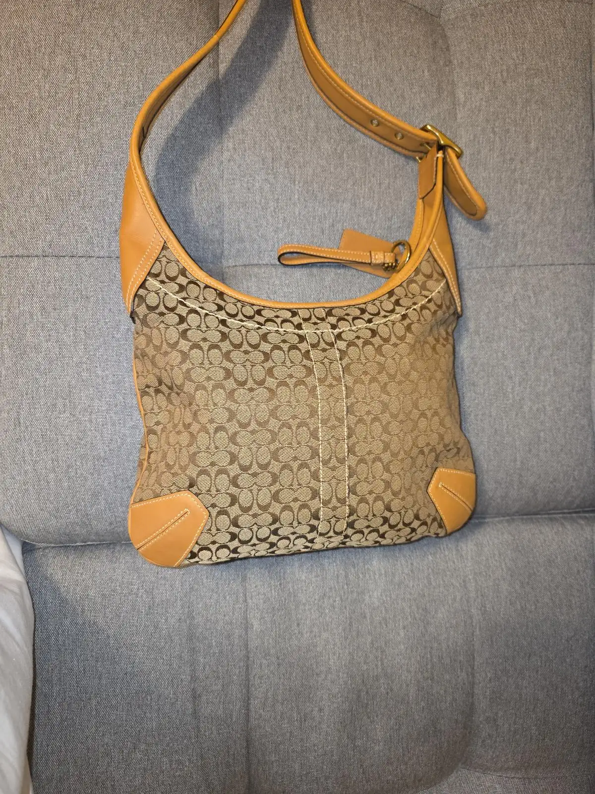 Vintage Coach Signature Canvas Hobo Shoulder Bag – photo 4