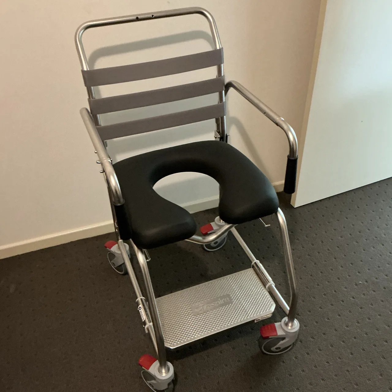 Camode chairs – photo 3
