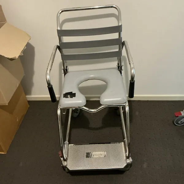Camode chair - Slightly used
