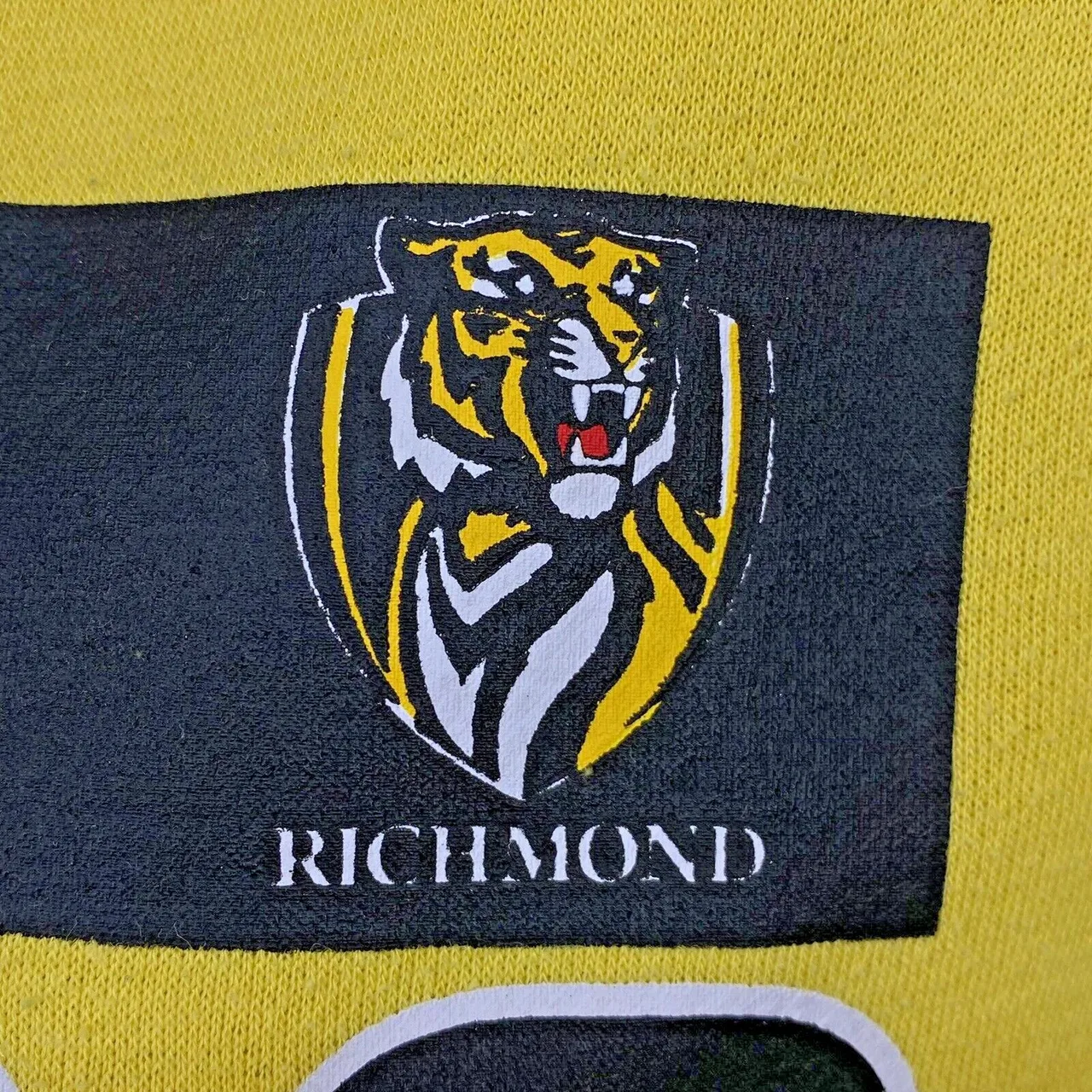 Richmond Tigers AFL Mens Pullover Hoodie Jumper Size 3XL Yellow Black Graphic — photo 7
