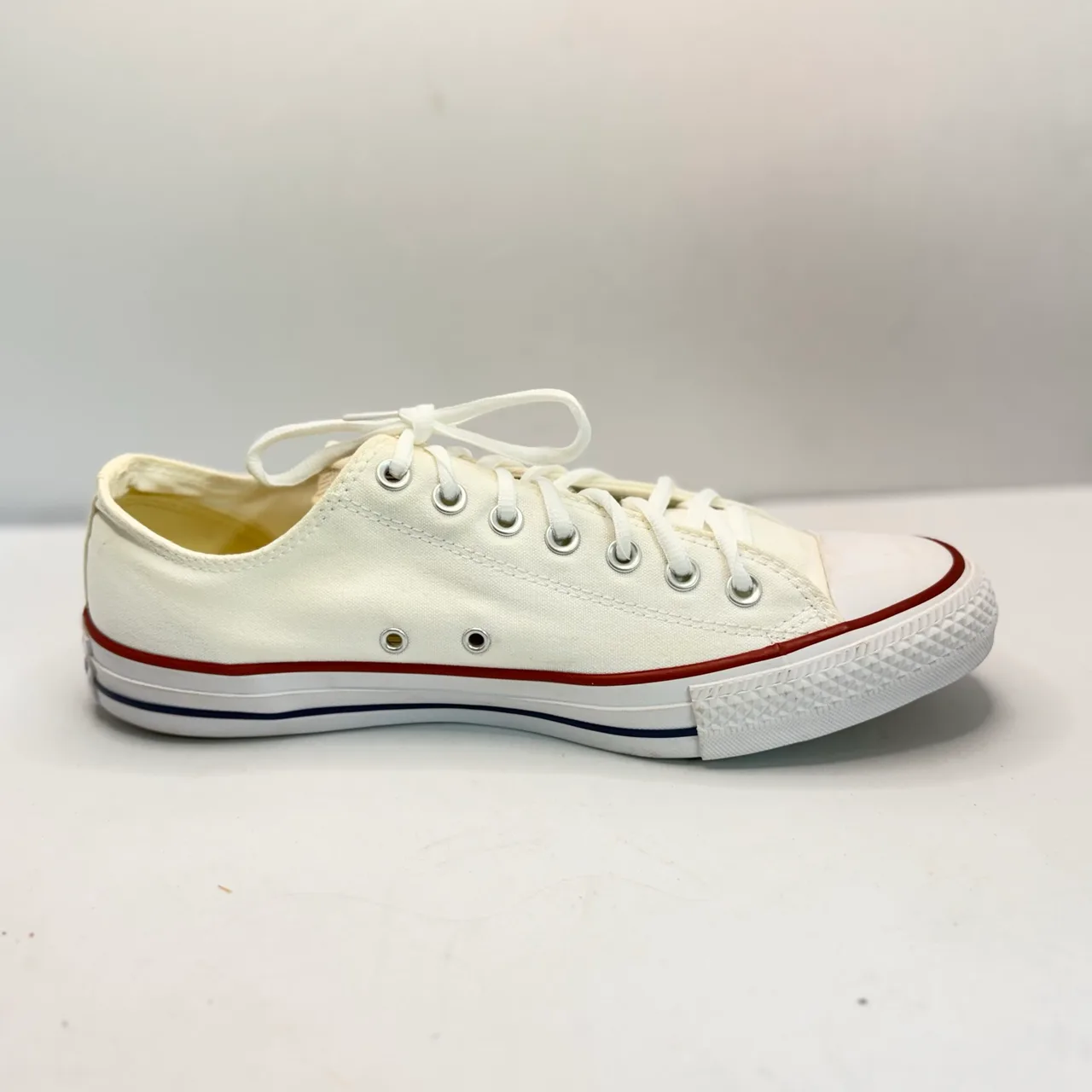 Converse Chuck Taylor All Star Low Top White Canvas Sneakers Unisex US 11/13 — photo 7