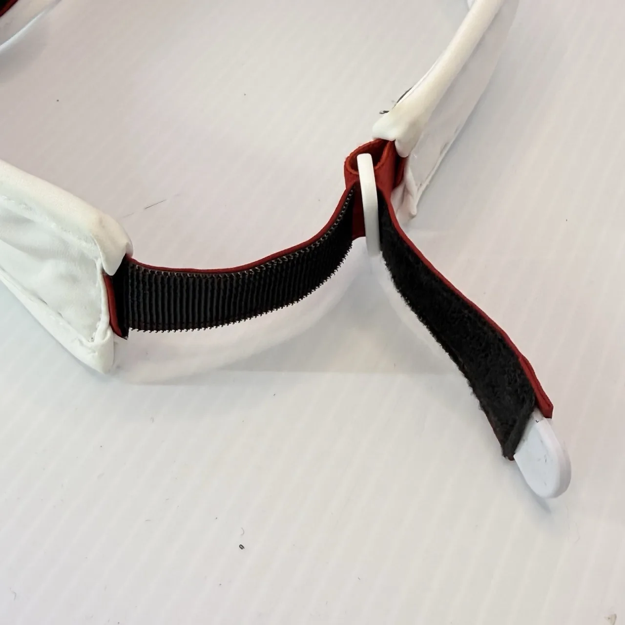 VTG Sydney Swans New Era Adjustable Visor Cap Red White Embroidered AFL Fan Gear — photo 5