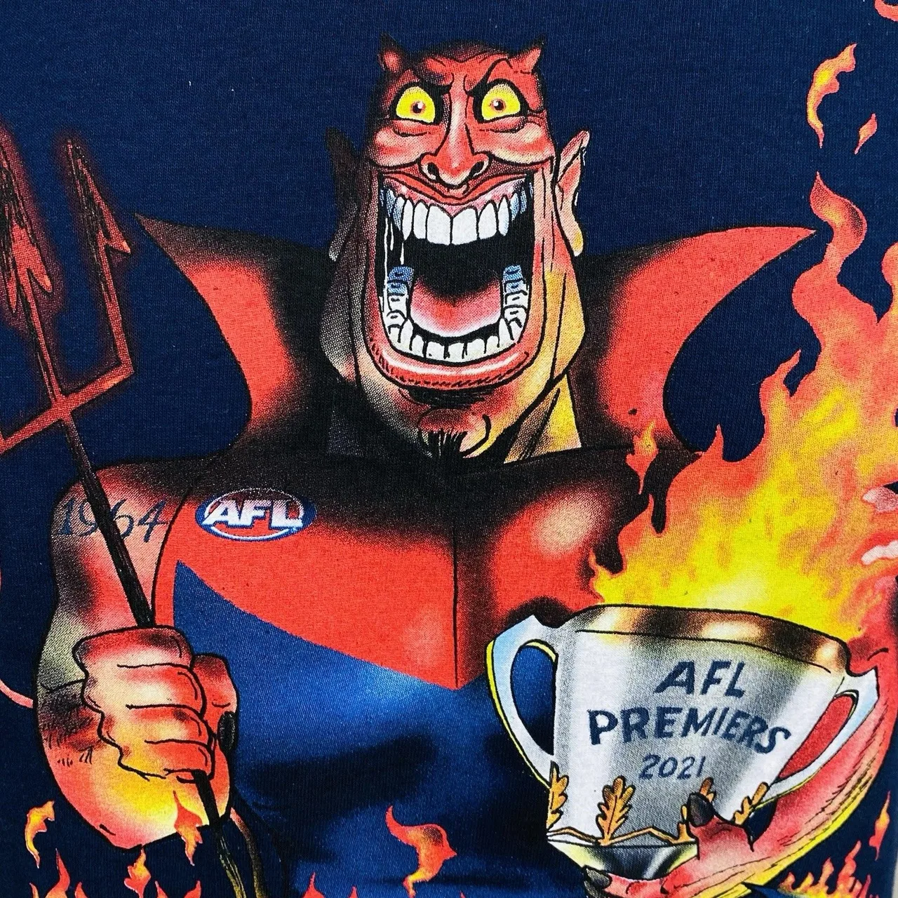 Melbourne Demons AFL Premiers 2021 T Shirt Mens Medium Navy Kevin Kahan Graphic — photo 4
