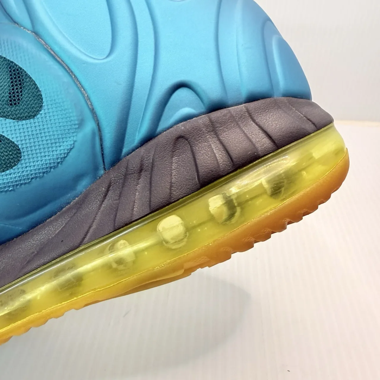 NIKE Air Max Hyperposite Men's US8 UK7 Tropical Teal Yellow — photo 5