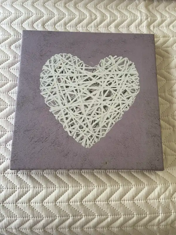 Shabby Chic Textured Heart Canvas Wall Art | Lilac & White String Style Dec