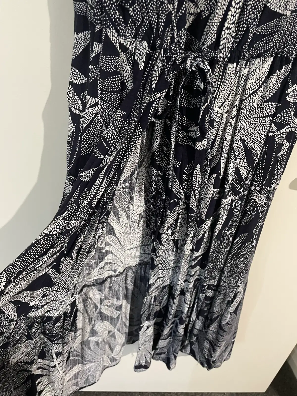 Beach Cover-up Dress Navy/White Lead Print Size 14/16 – photo 3