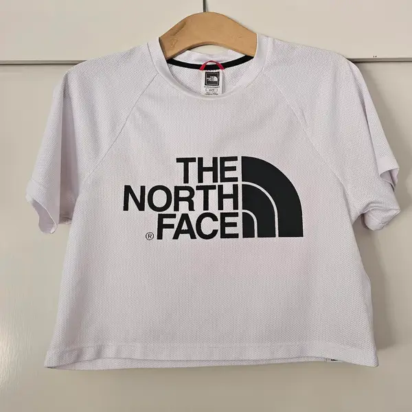 The North Face White Mesh Cropped Active T-Shirt. XS