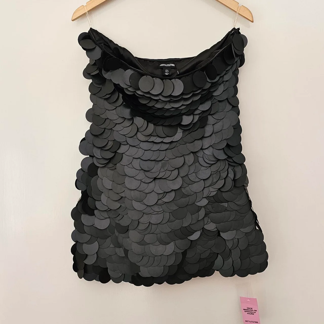 PrettyLittleThing Premium Black Disc Sequin Mini Bandeau Dress size 12 — photo 2