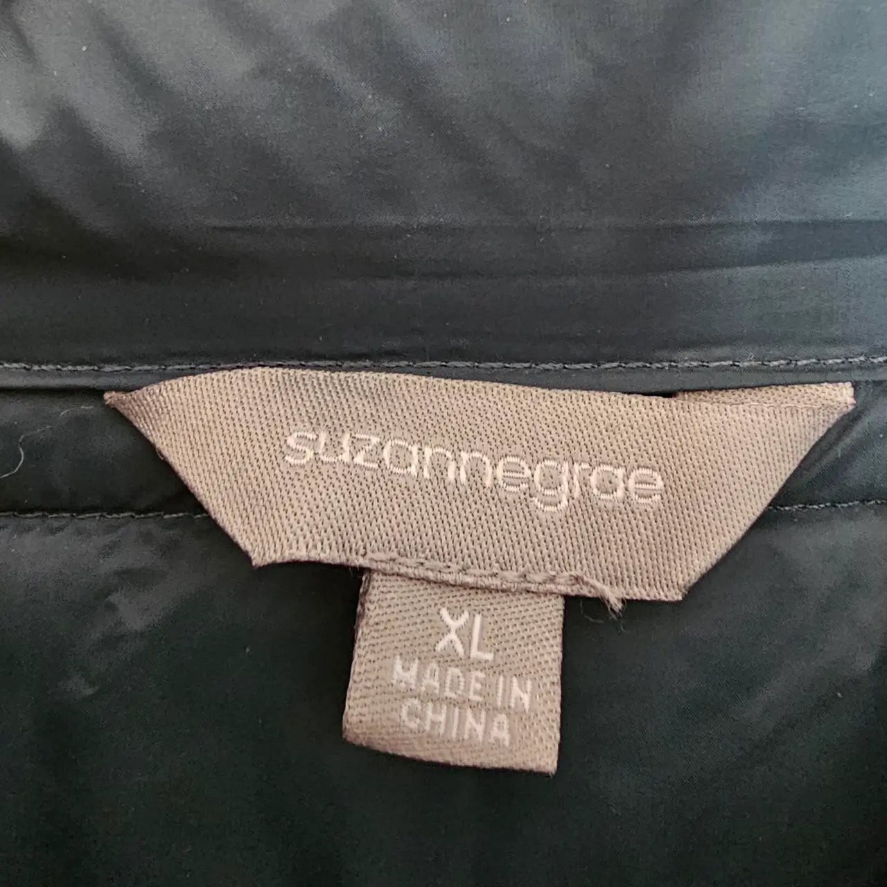Suzanne Grae lightweight puffer jacket in Olive Green - XL – photo 3