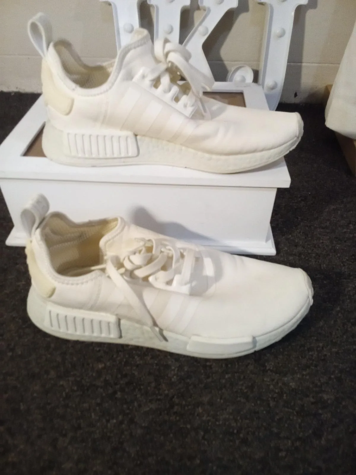 Adidas NMD r1 sneakers size9 AS NEW – photo 4