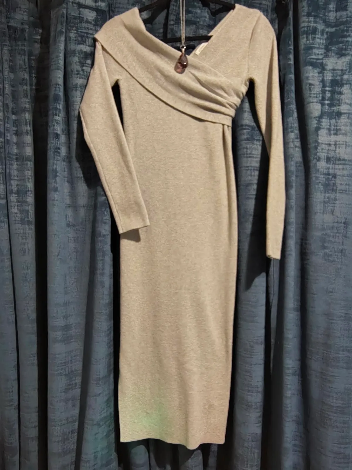 Esther &CO cowl neck knit midi dress. SizeXXS/XS – photo 4