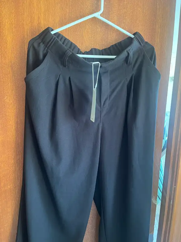NWT Halara Textured Elastic-Waist Casual Pants / Trousers - Black - Size L Regul