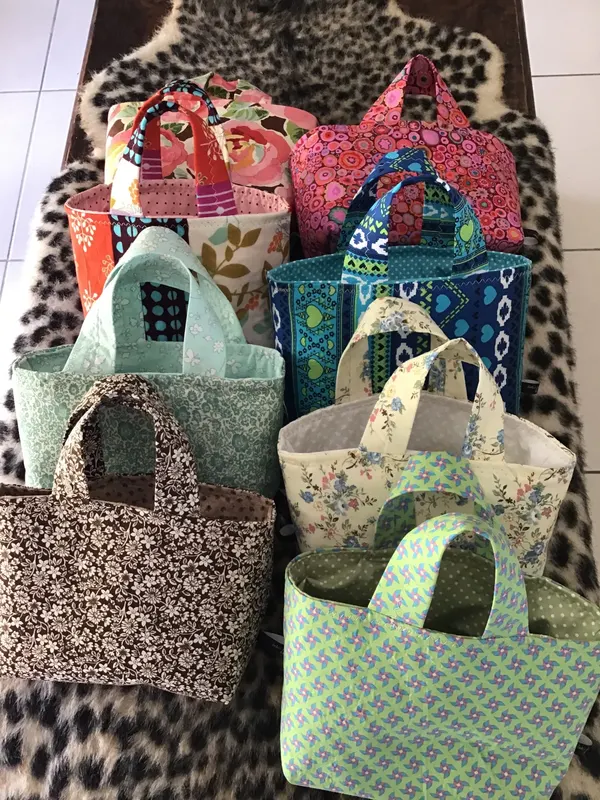 Mini tote bags 10 inch x 6 inch