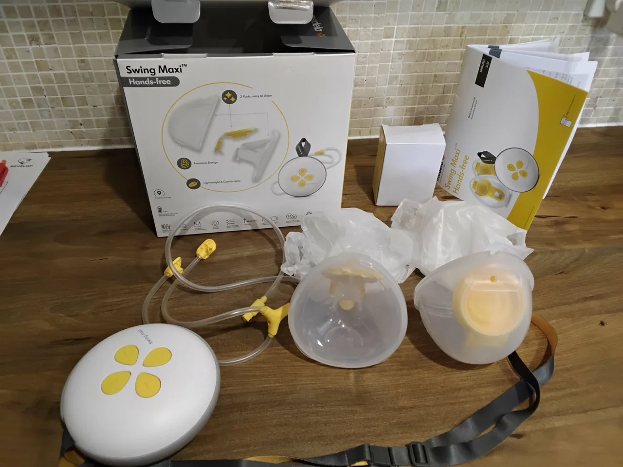 Medela double electric breast pump — photo 2