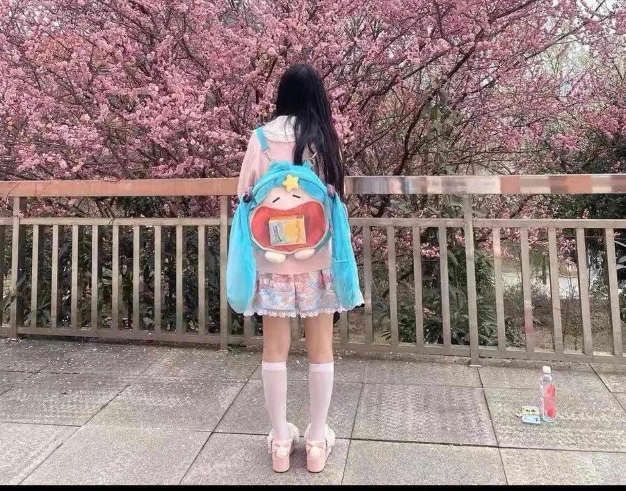 Miku Hastune ita bag in good condition – photo 5