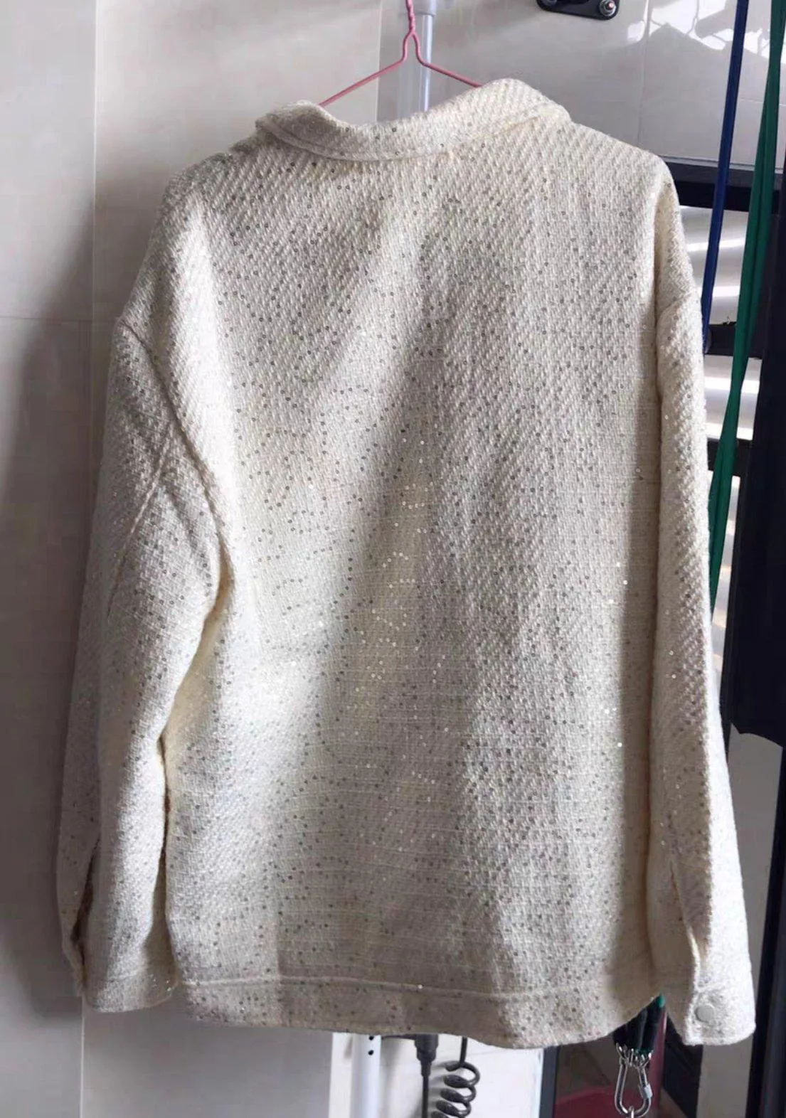 Pearl white tweed coat brand new never used — photo 2