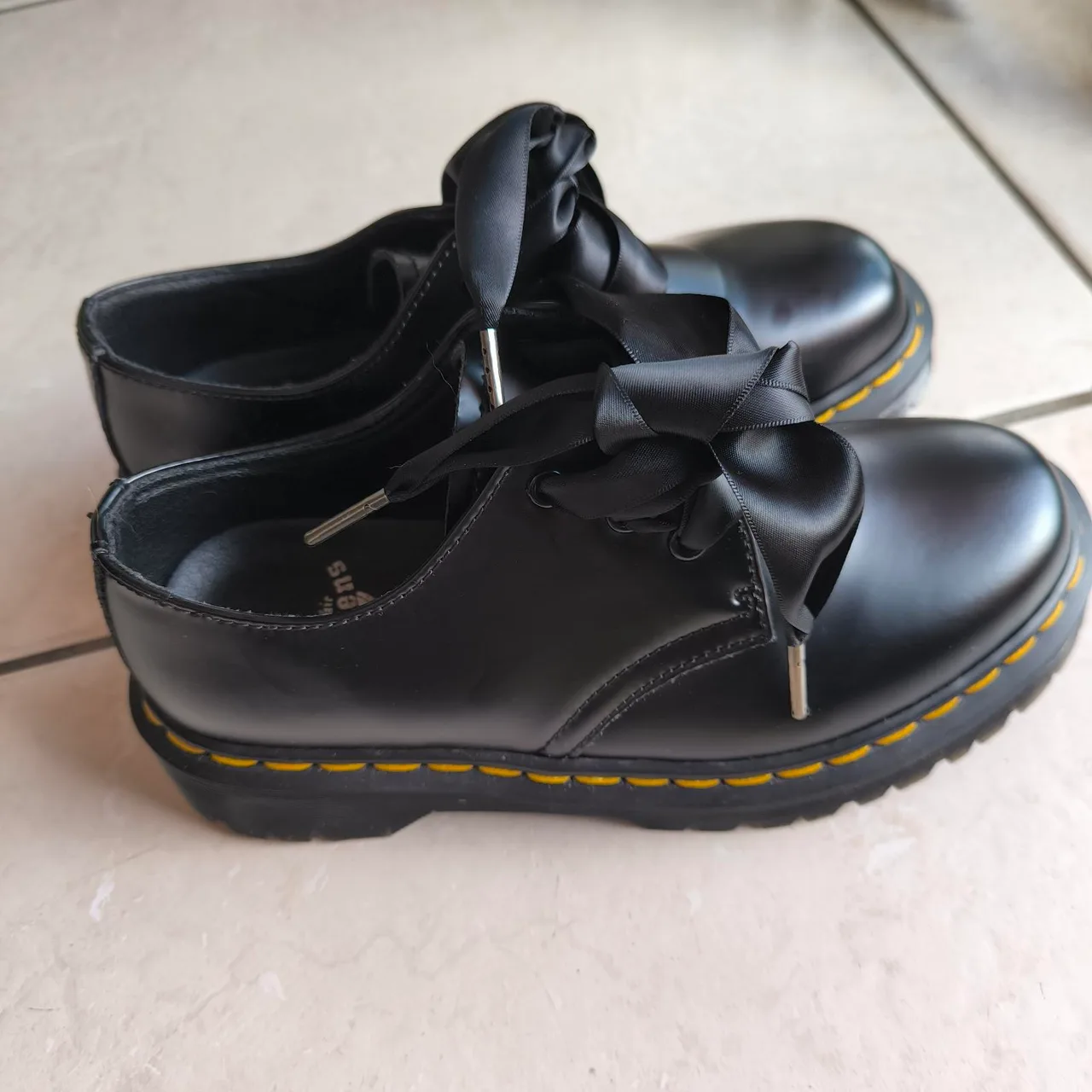 Black Dr. Martens Mary Jane shoes with bow detail – photo 4