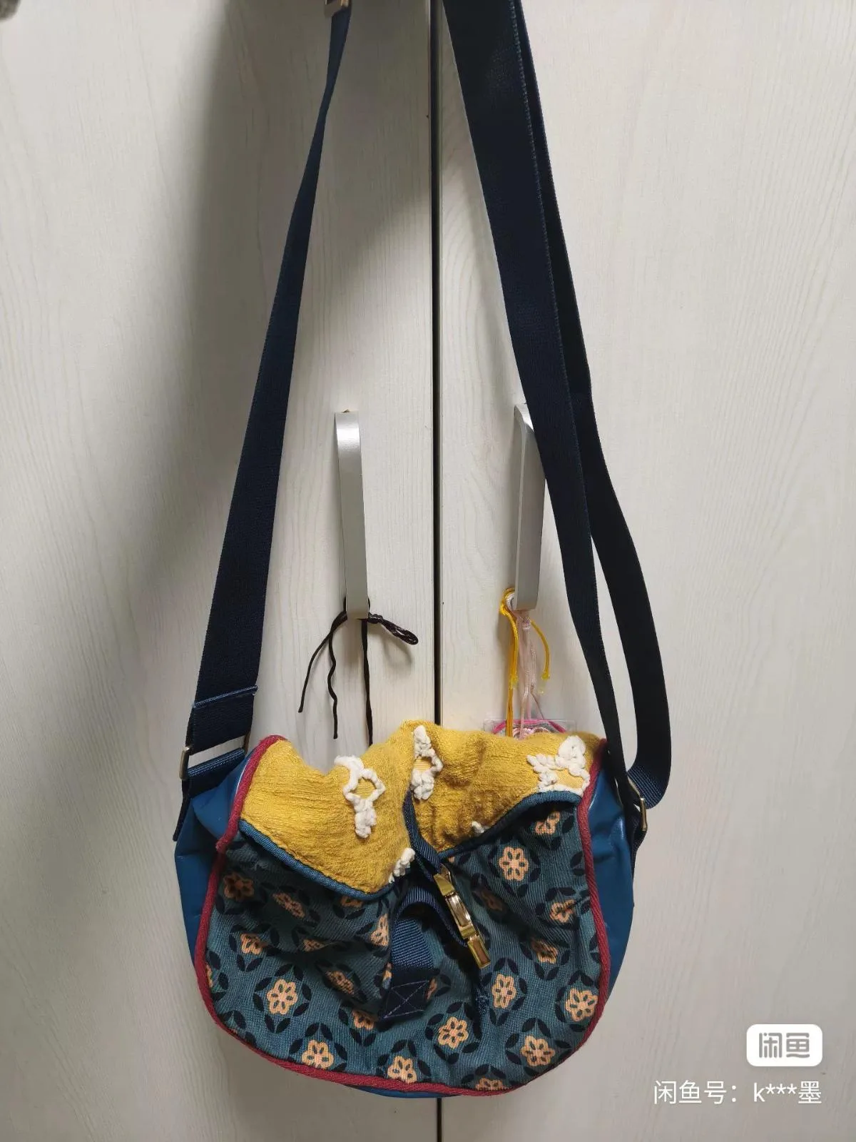 Design house brand Blue floral print crossbody bag — photo 3