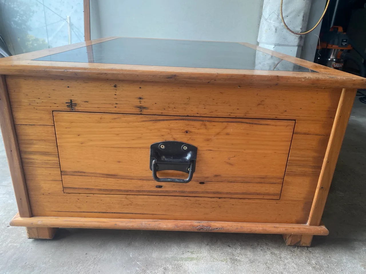 Solid Marble Top Coffee table — photo 3